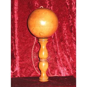 Large Turned Boxwood Bilboquet In Honey Color, 19th Century