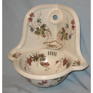 Corner Hand Wash Basin In Sarreguemines Earthenware With Carmen Floral Decoration, Late 19th Century
