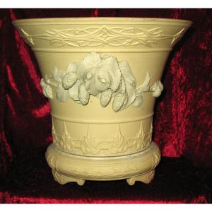 Planter In Fine Sarreguemines Sandstone Decorated With Hop Flowers, 19th Century 