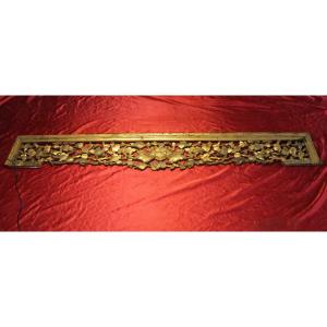 Bed Front Element In Carved Gilded Wood Origin China 19th Century Length: 189.5 Cm