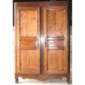 Boiserie en châtaignier à 2 portes avec son encadrement Origine Périgord époque 19ème