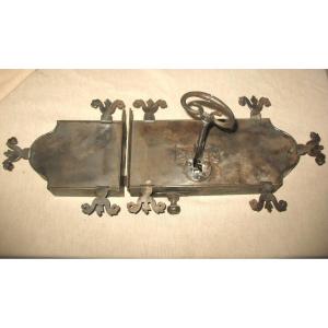 Large Wrought Iron Castle Lock