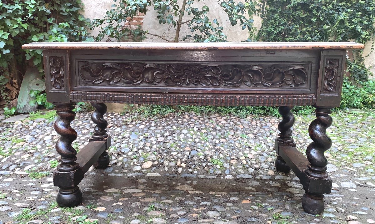 17th Century Spanish Table -photo-4