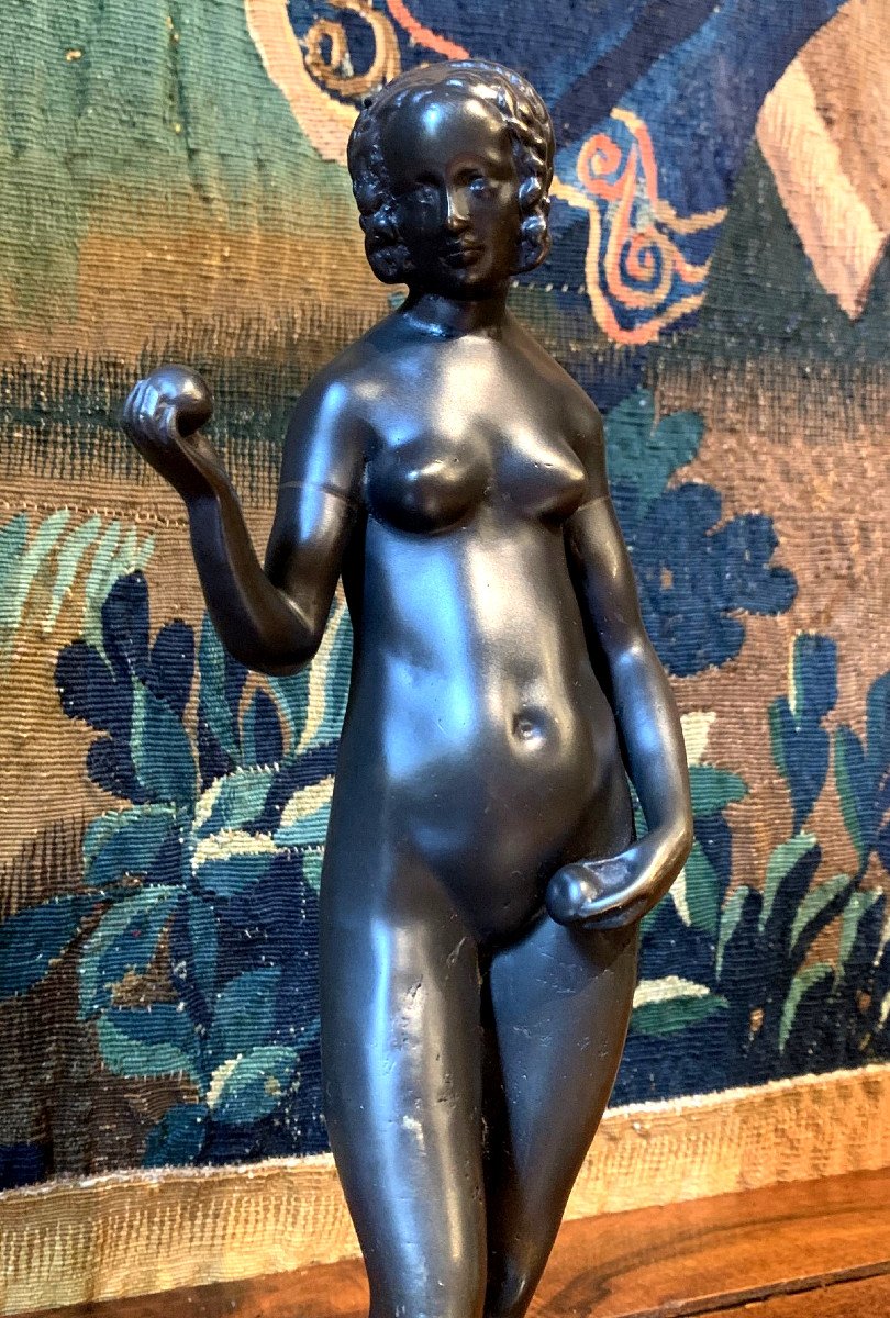 Bronze Sculpture : Eve -photo-1