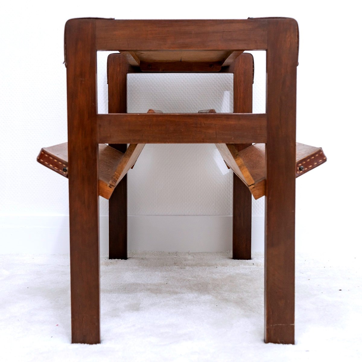 Living Room Library Table. - Jacques Adnet - Elm And Leather - Period: XXth-photo-2