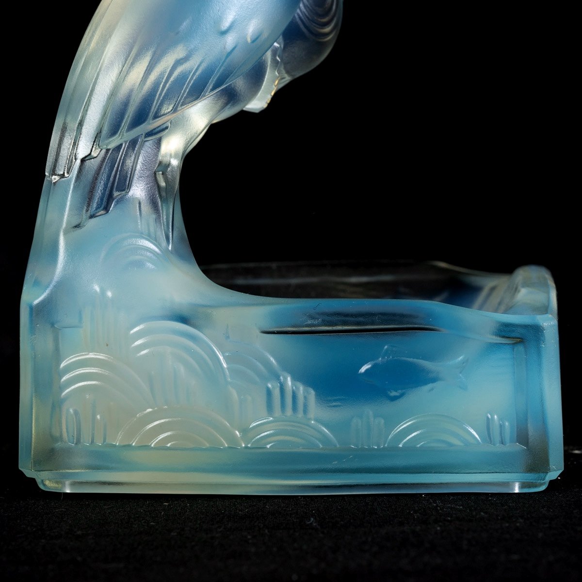 Animal Sculpture - Opalescent Molded Pressed Glass - Charles Graffart - Period: Art Deco-photo-4