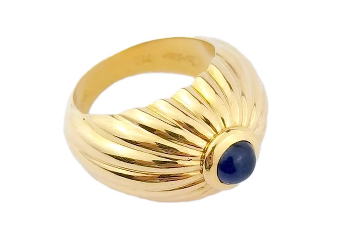 Bague Cartier - Dôme bombé Godronné - Or Jaune/saphir - Taille 51 Fr