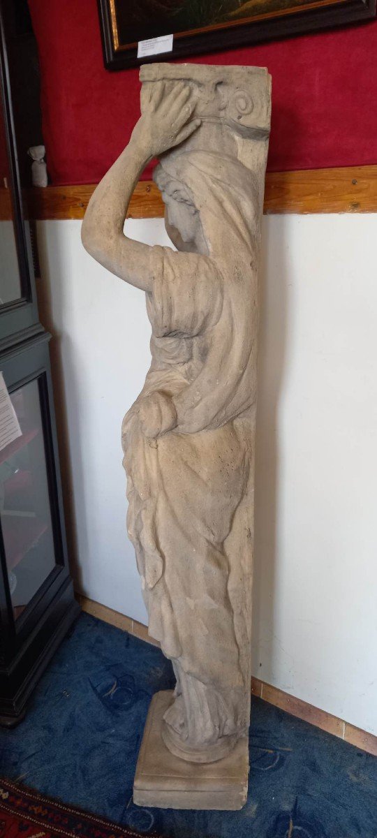 Large Ancient Caryatid In Reconstituted Stone-photo-1