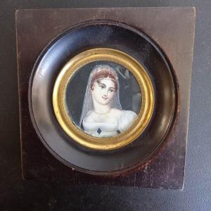 Miniature Round Early 19th Century