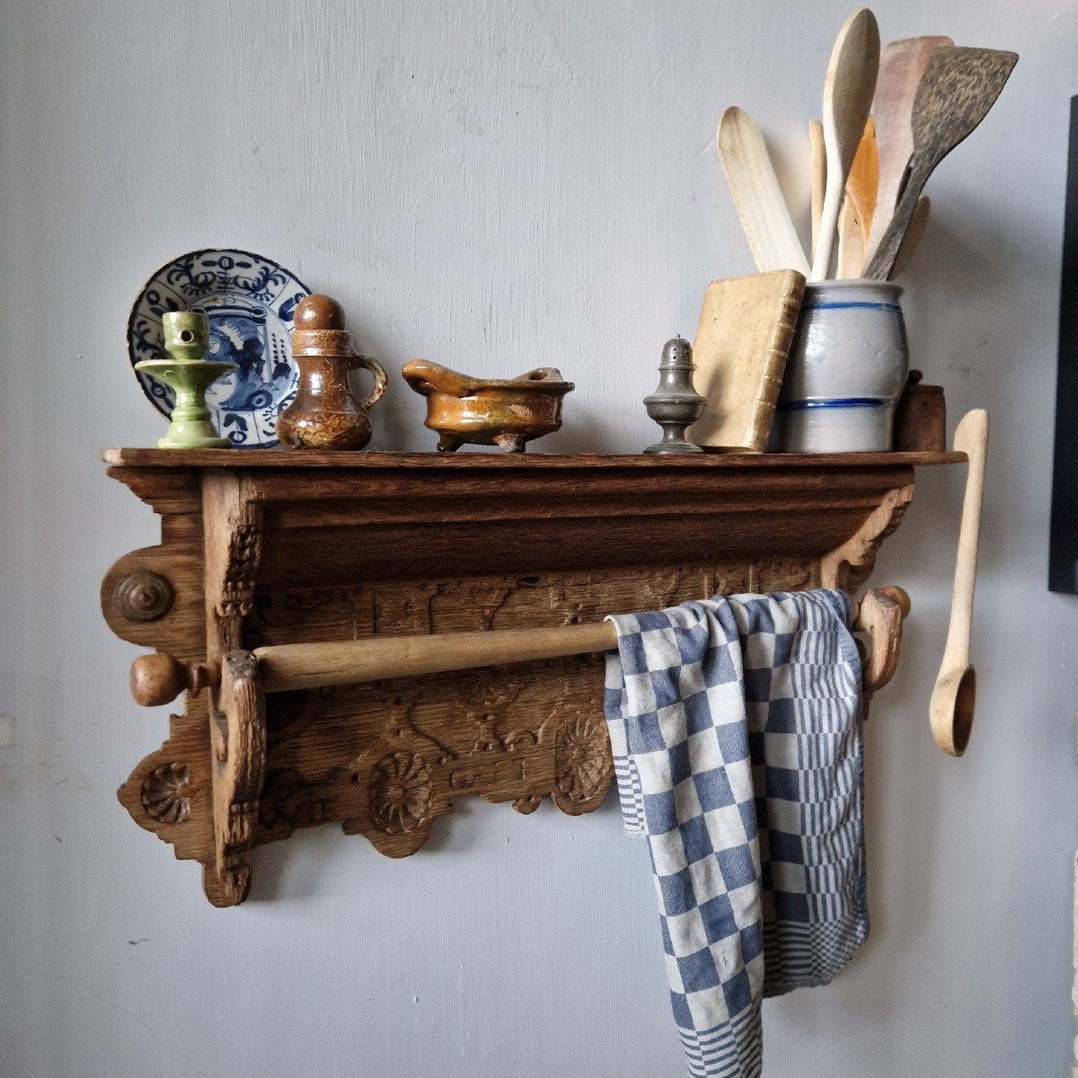 Towel Rack, 17th Century-photo-5