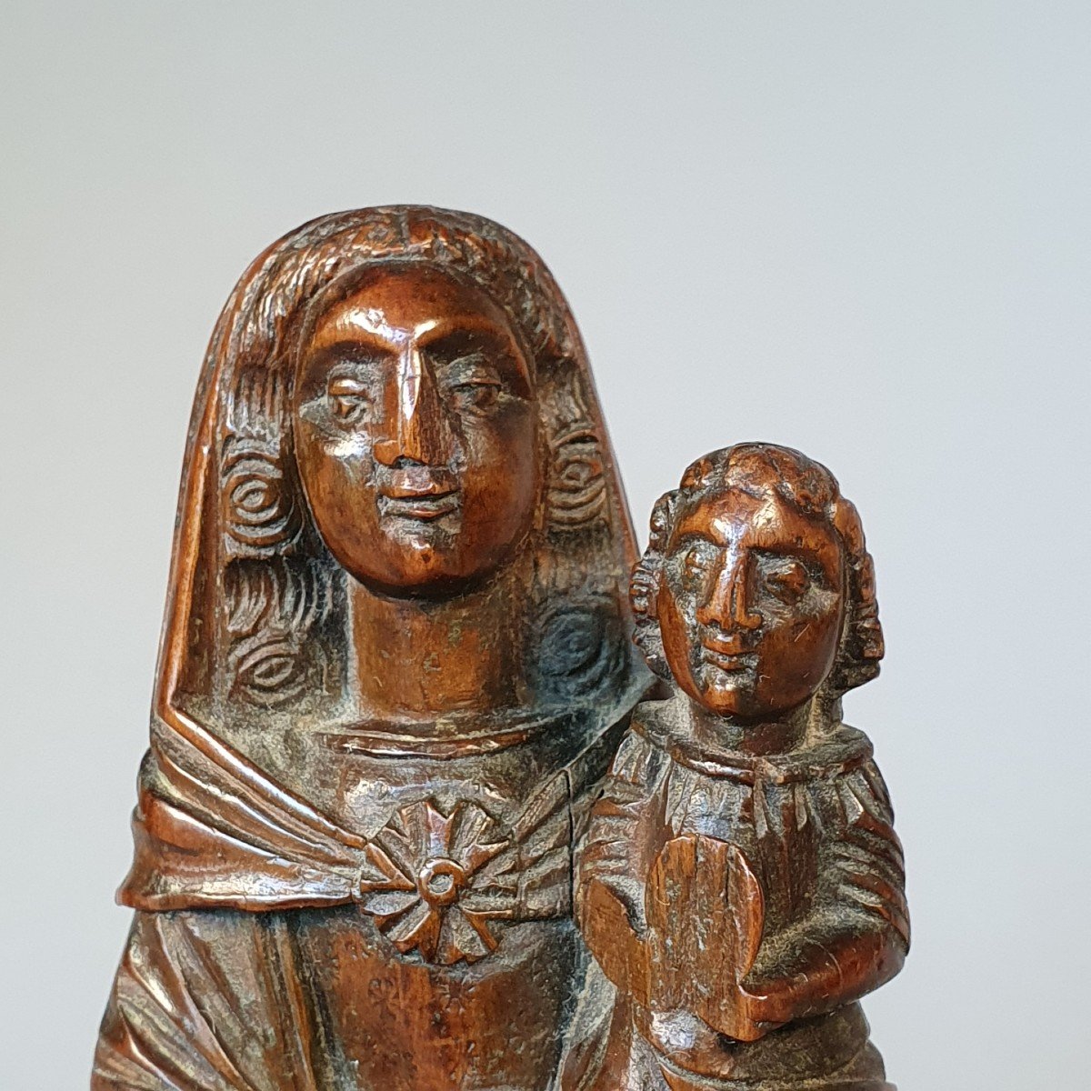 A Large Virgin And Child In Boxwood, XVIth.-photo-2