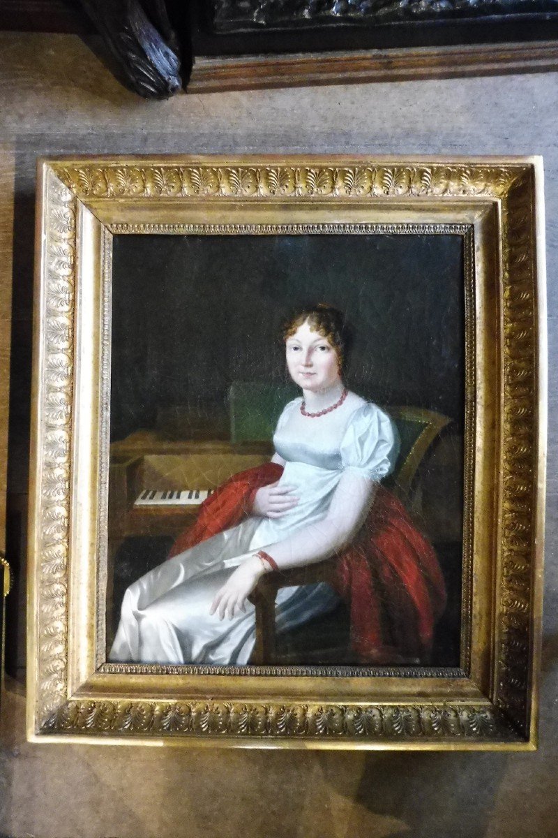 Hst  De l'école Française  Empire  " Portrait  d'Une Jeune Femme Devant  Son  Pianoforte " 