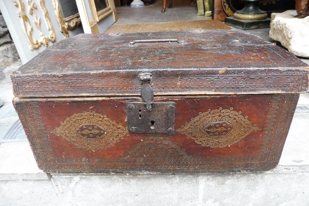 Gold Leather Chest 17 Century 