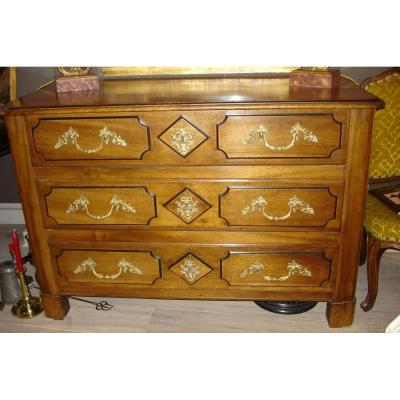 Commode En Bois De Noyer Louis XIV