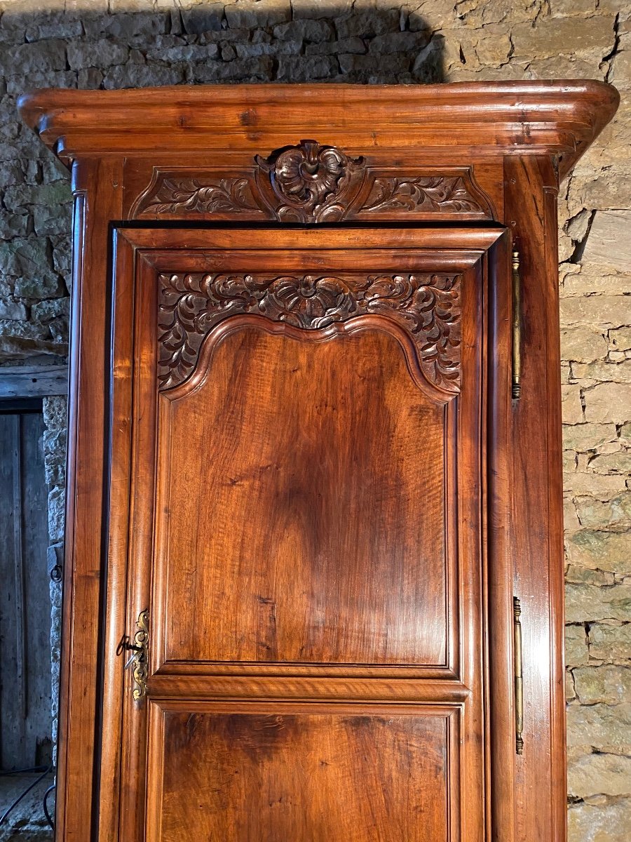 18th Century Bonnetière In Solid Walnut -photo-3