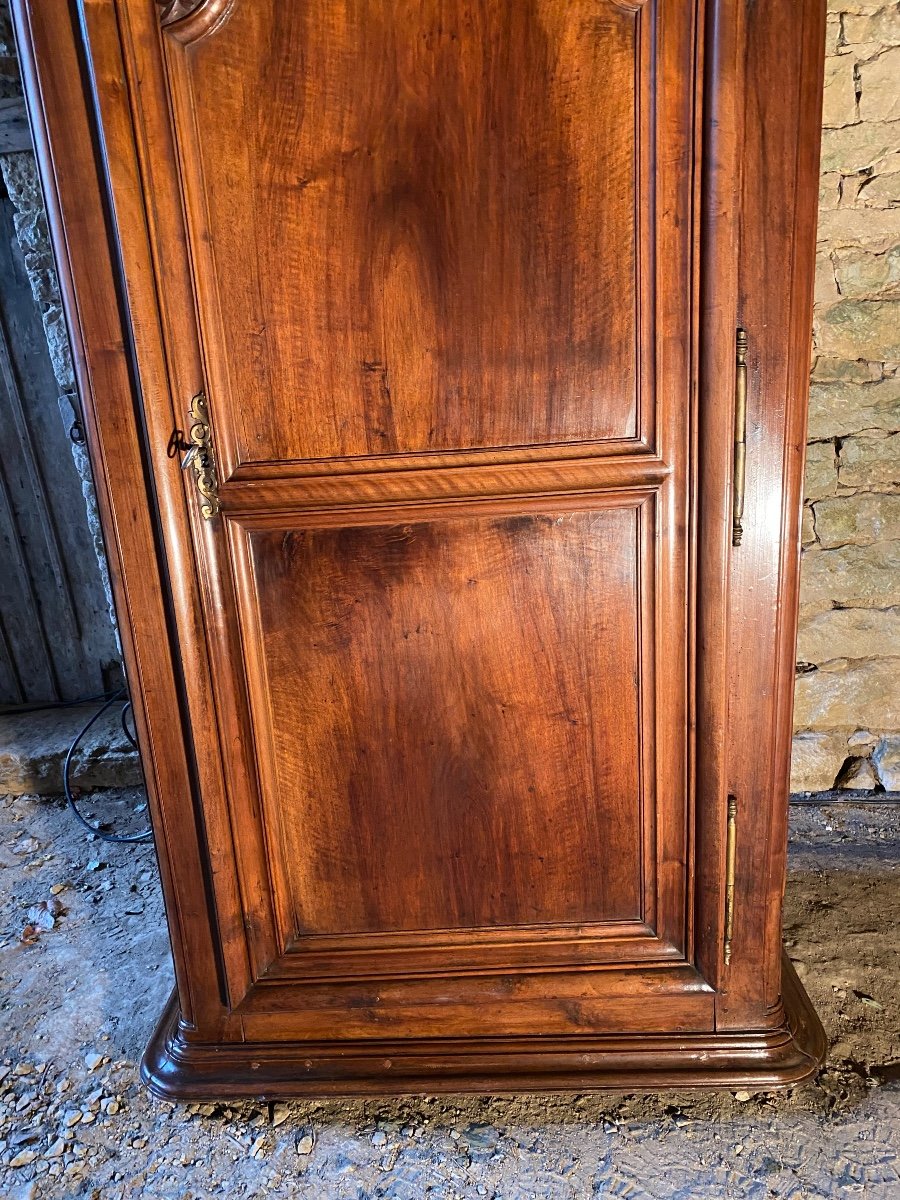 18th Century Bonnetière In Solid Walnut -photo-3