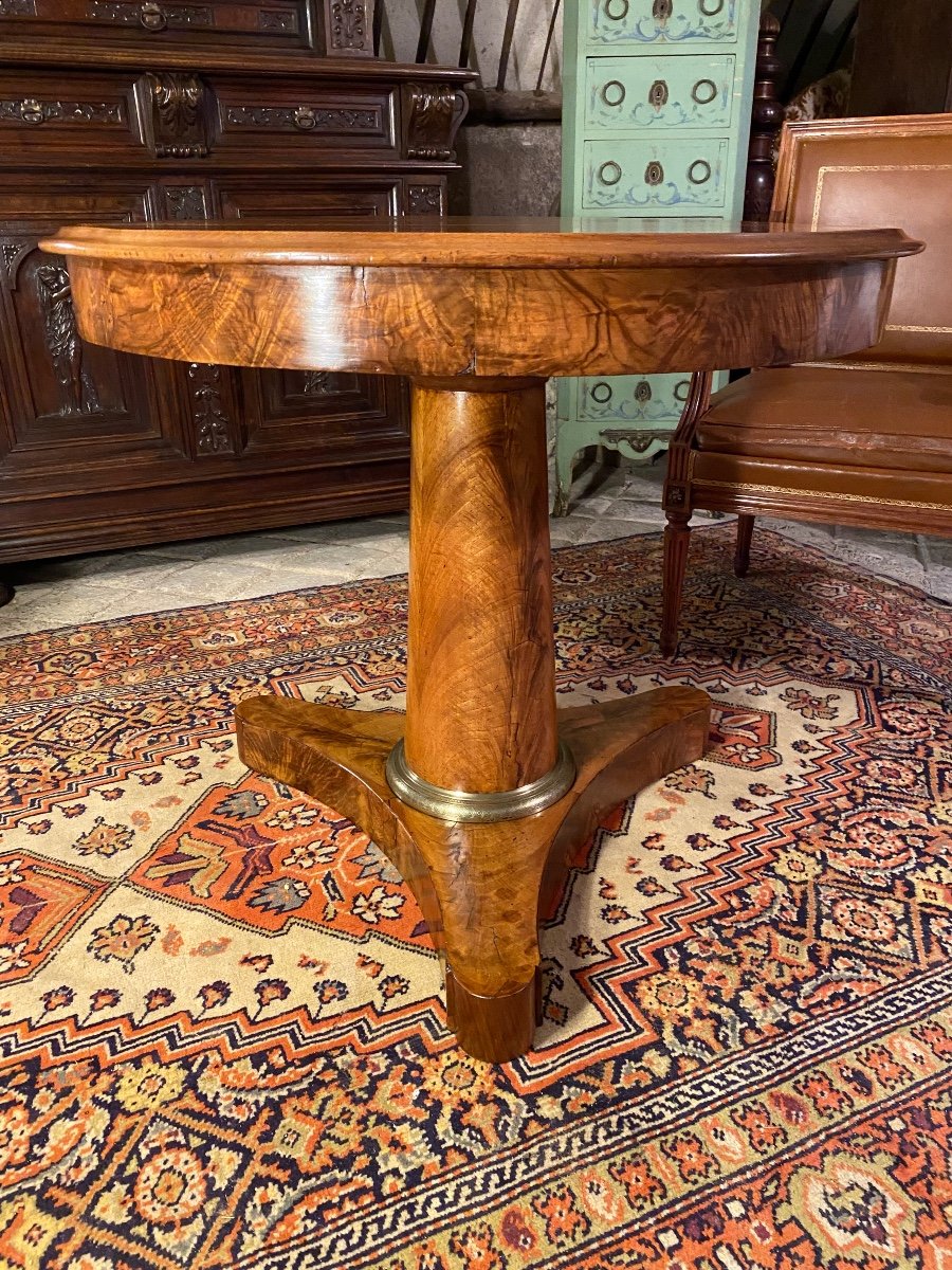 Empire Walnut Pedestal Table -photo-1