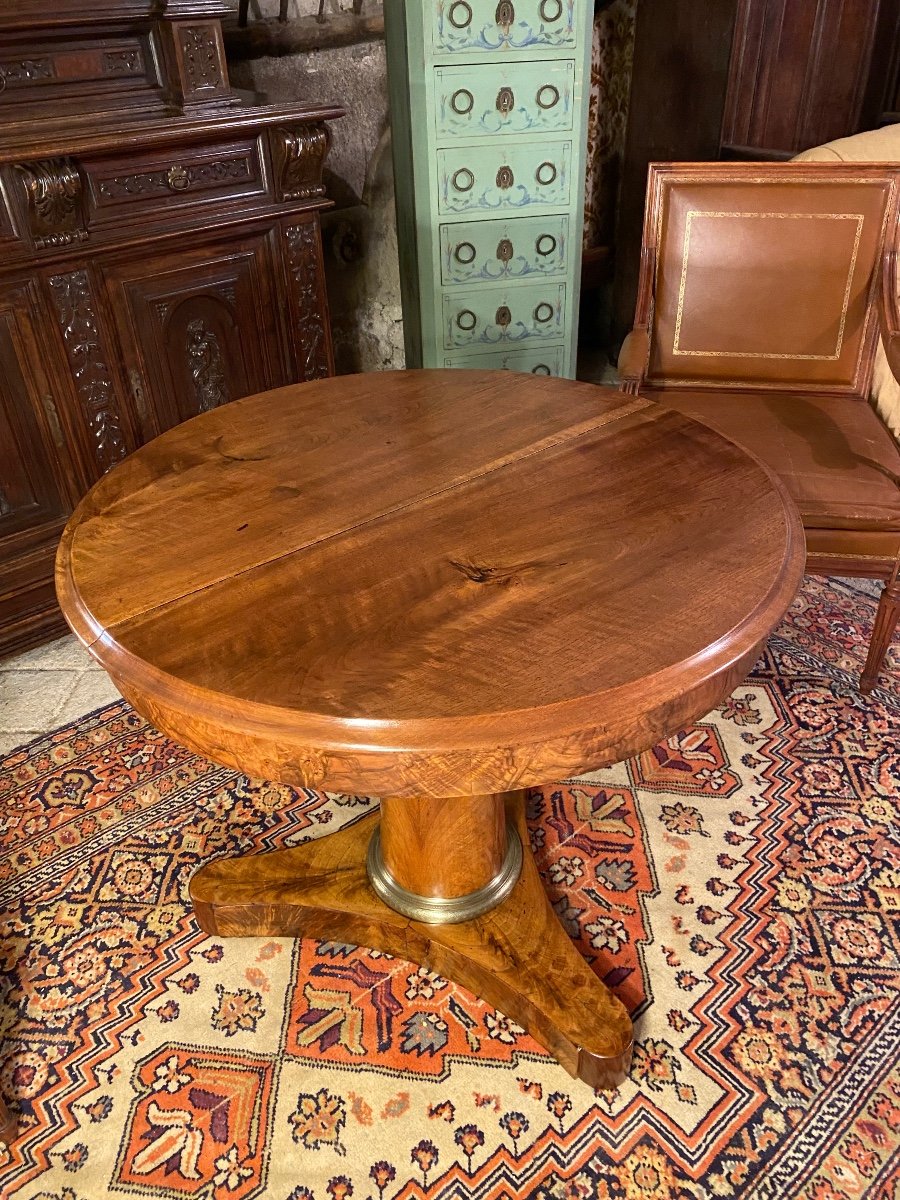 Empire Walnut Pedestal Table -photo-2