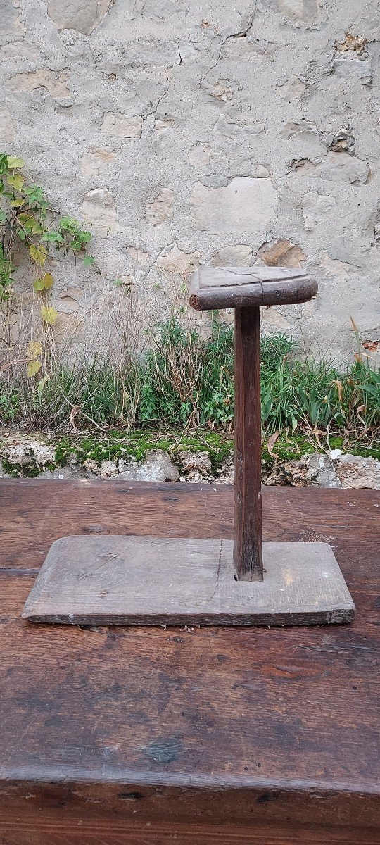 Improbable 17th Century Cantor Stool