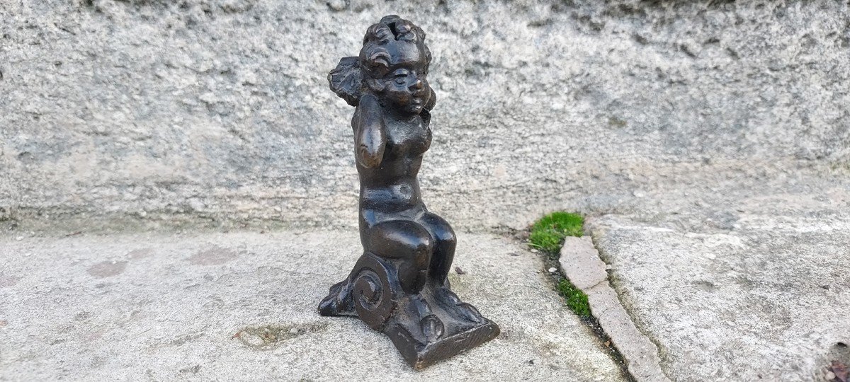 Adorable Little Kneeling Angel Italy XVIth Century