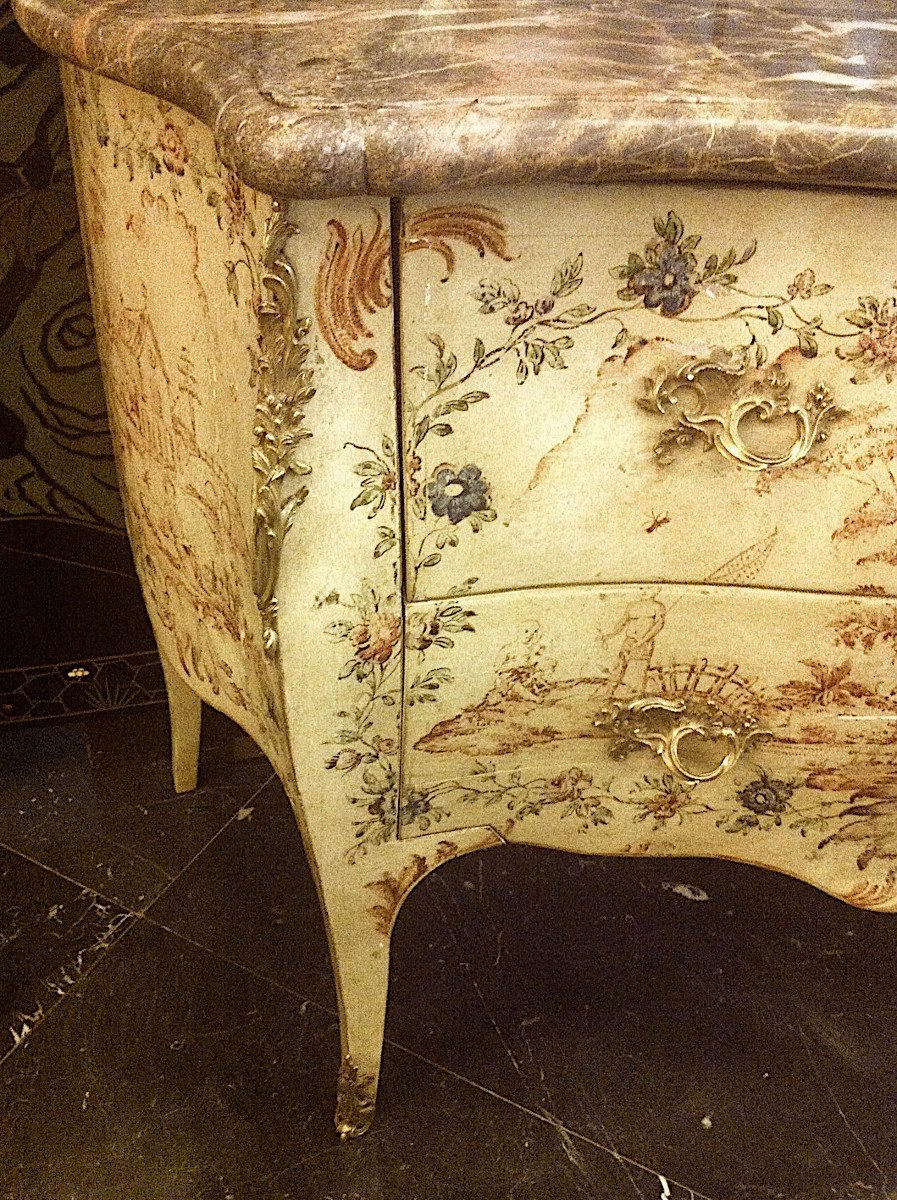 Painted Louis XV Style Genoese Chest Of Drawers.-photo-1