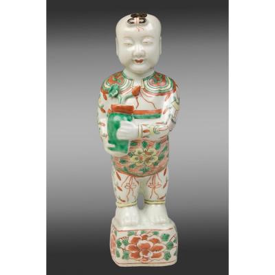  Figure d'enfant en porcelaine "Laughing boy"  Période Kang-Hsi(1662-1722).17éme siécle