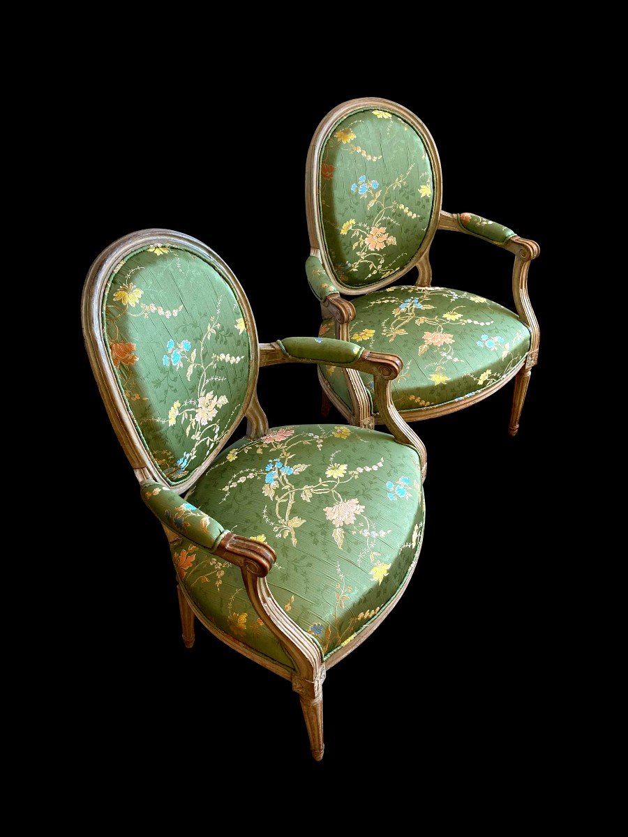 Pair Of 18th Century Silk Armchairs-photo-7