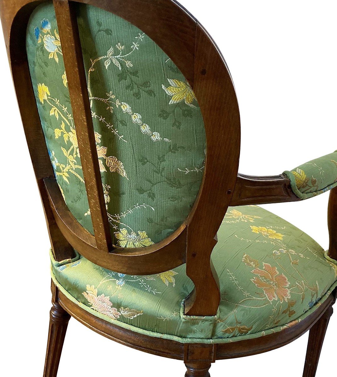 Paire De Fauteuils Louis XVI En Brocart De Soie-photo-2