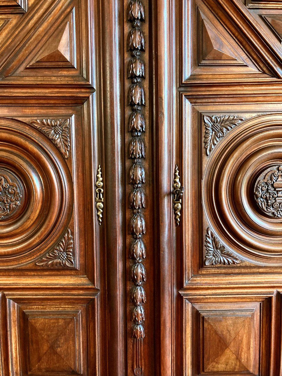 17th Century Louis XIII Boiserie Wardrobe-photo-2