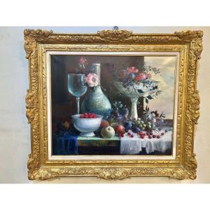 Large And Beautiful Still Life With Finely Chiseled Gilded Wooden Frame 