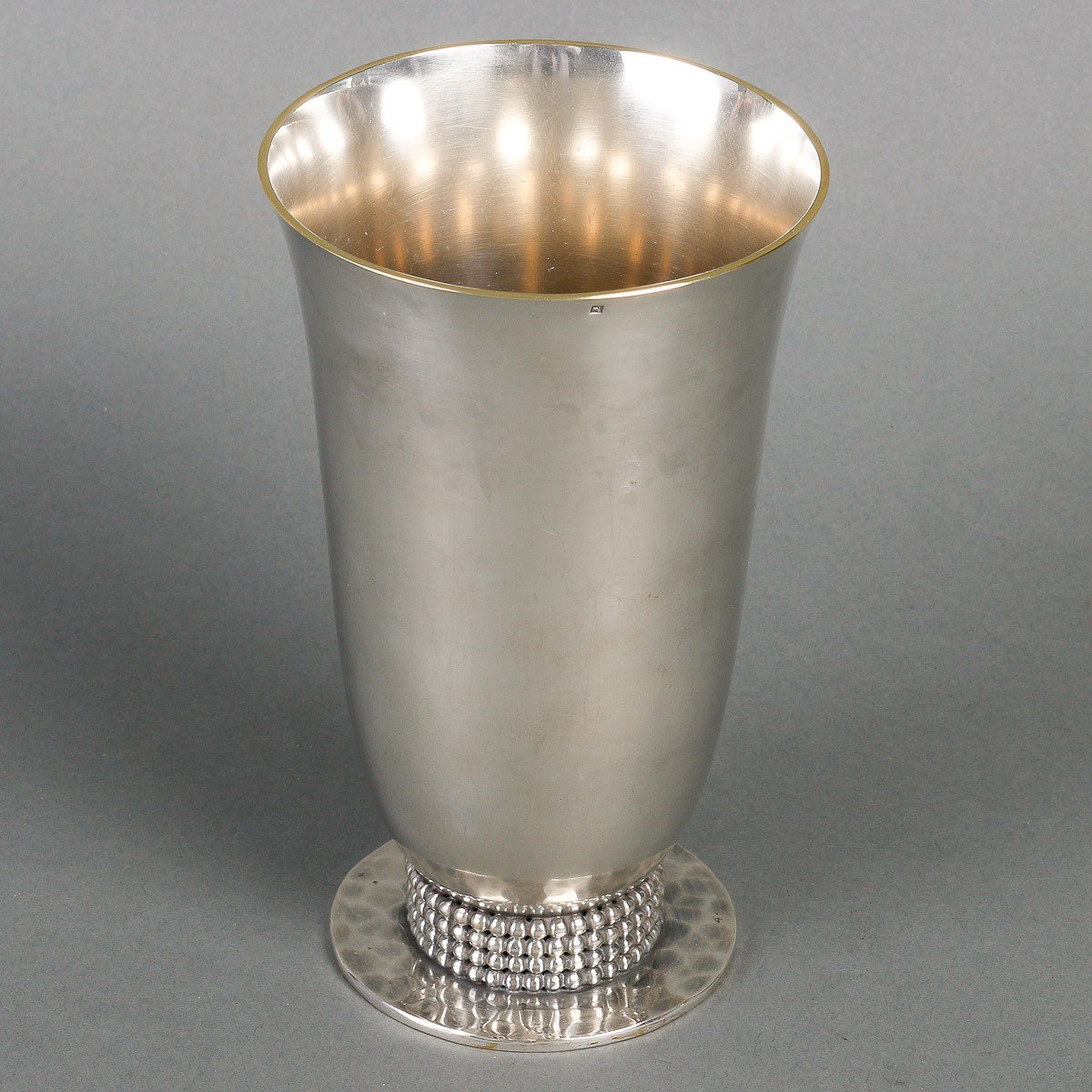 Vase timbale  de Jean Despres