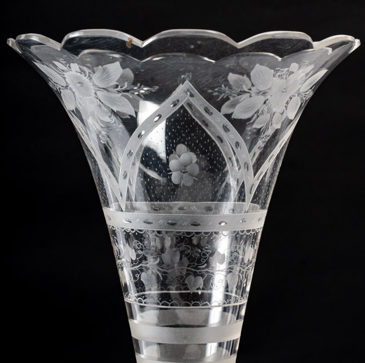 Engraved Crystal Cup-photo-2