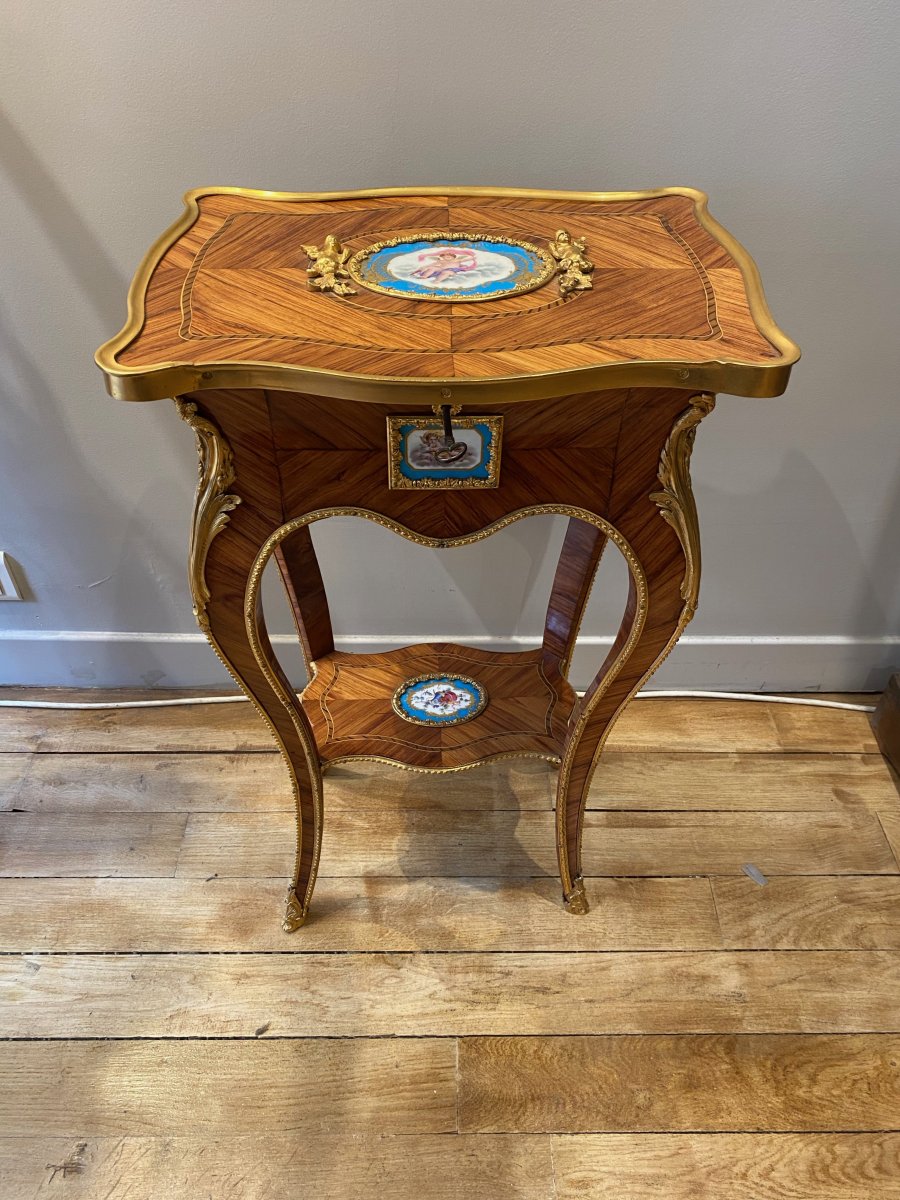 Worker Table In Rosewood And Gilt Bronze, And Tahan Porcelain Plates-photo-2