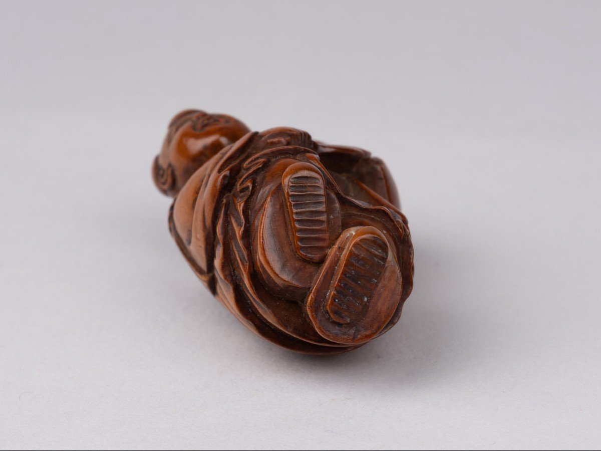 Netsuke – By Ikka, Karako Carrying A Fan. Japan Edo-photo-2