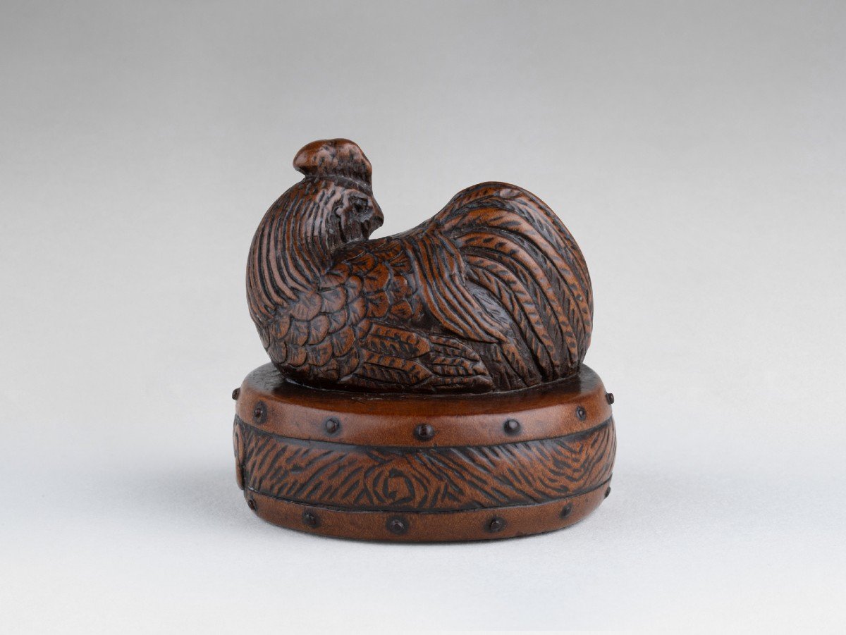 Netsuke By Tametaka. Wooden Model Representing A Rooster Perched On A Drum. Japan Edo-photo-2