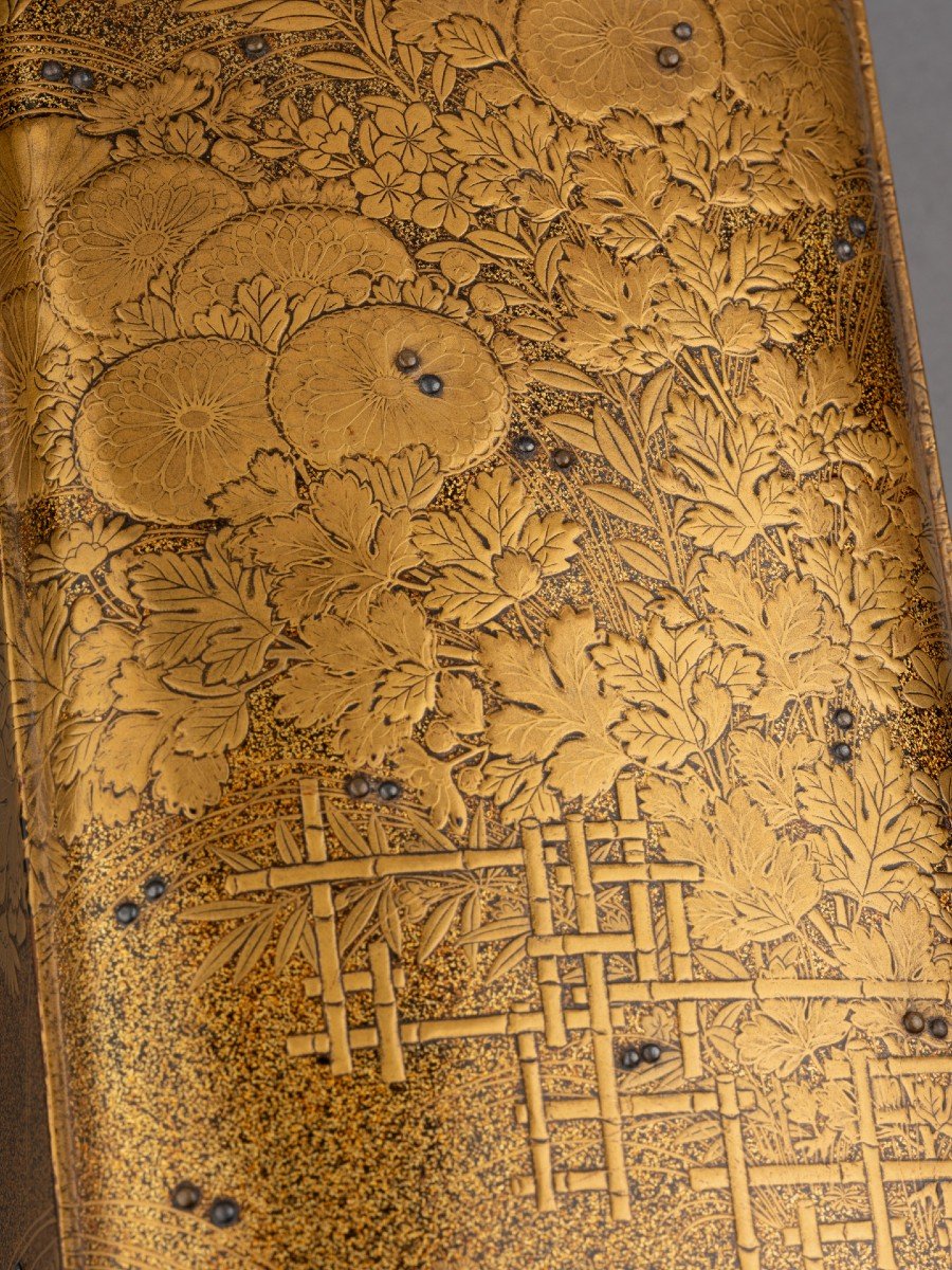 Fumibako - Urushi Gold Lacquer Box. Chrysanthemums. Japan Edo 18th Century-photo-2