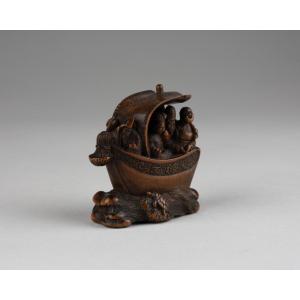 Netsuke – Shichifukujin Takarabune, Boat Of The Gods Of Happiness. Japan Edo