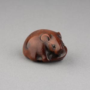 Netsuke – Adorable Rat Carved In Wood, By Itteï, Gifu. Japan Edo