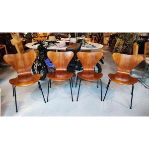 4 Butterfly Chairs 3107 Arne Jacobsen 1971