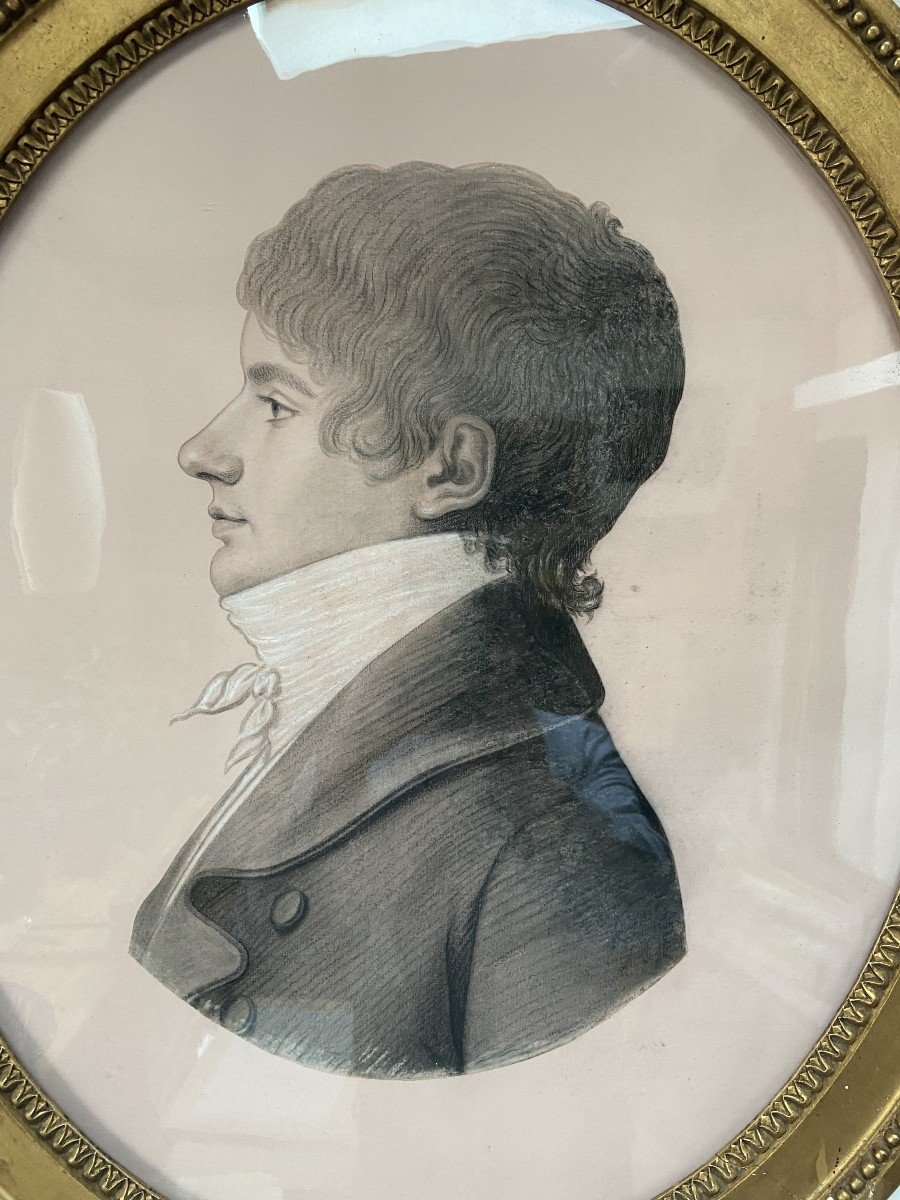 19th Century French School, Portrait Of A Young Man In Profile, Oval Drawing-photo-2