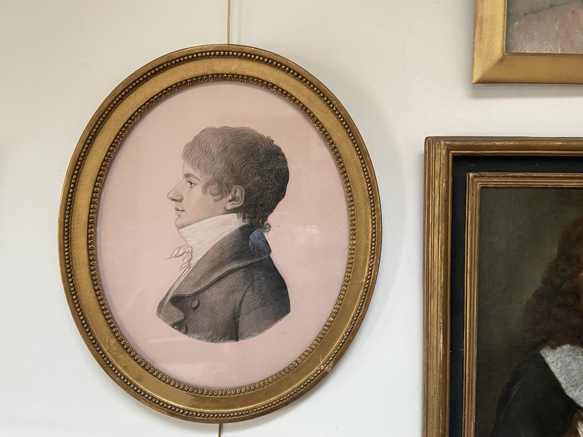 19th Century French School, Portrait Of A Young Man In Profile, Oval Drawing-photo-1