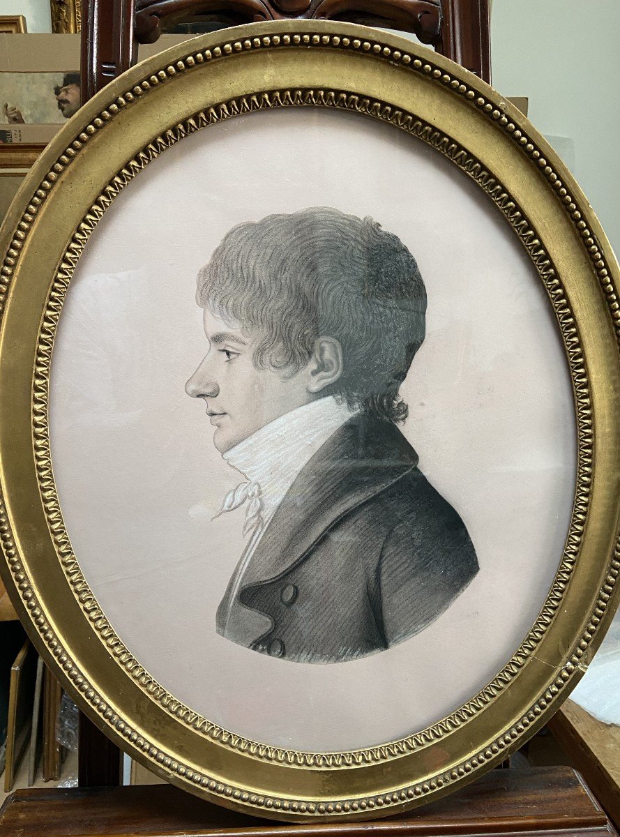 19th Century French School, Portrait Of A Young Man In Profile, Oval Drawing-photo-2