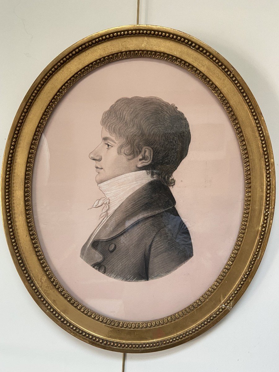 19th Century French School, Portrait Of A Young Man In Profile, Oval Drawing-photo-8