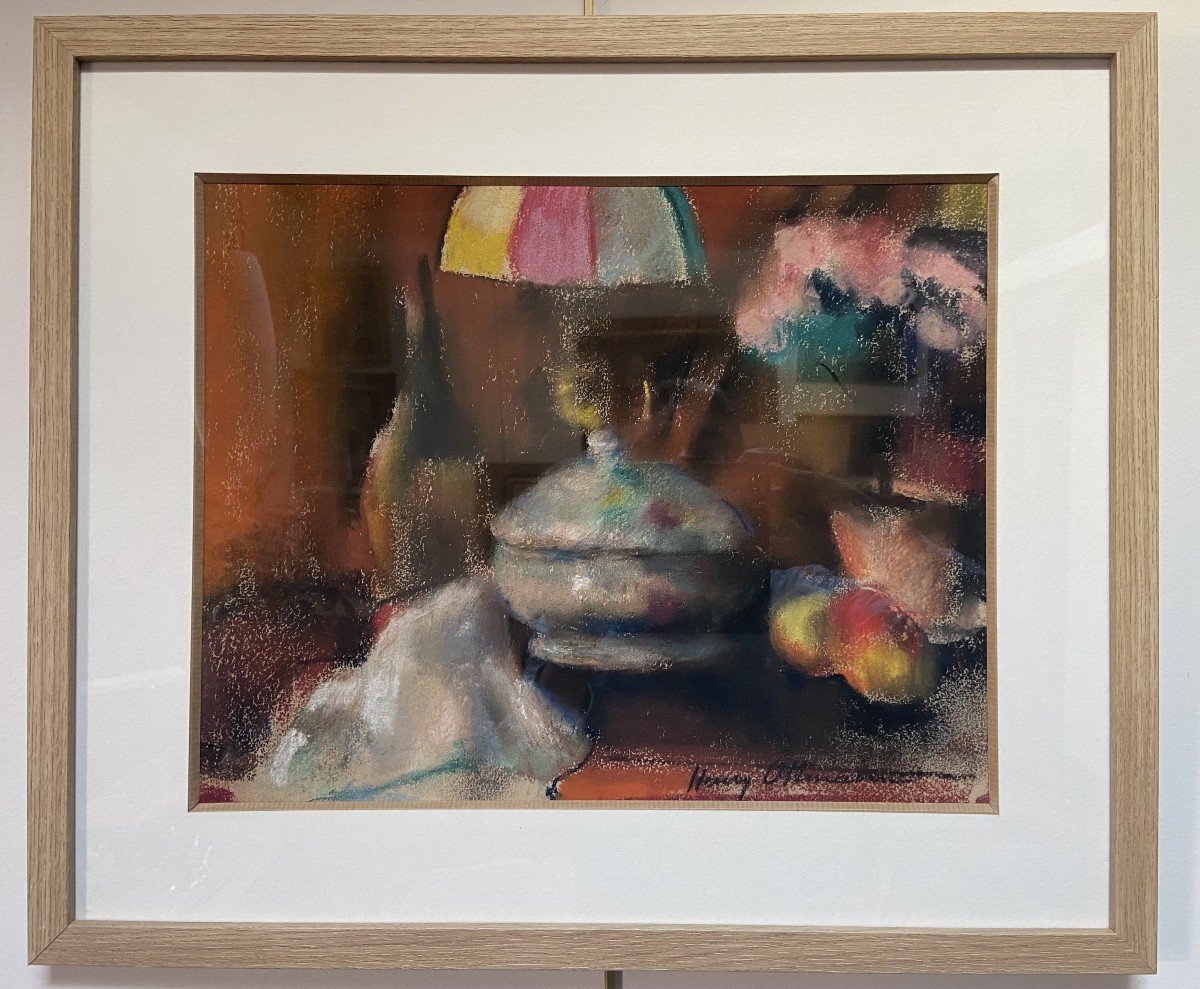 Henry Ottmann (1877-1927)   Nature morte à la lampe, pastel signé-photo-2