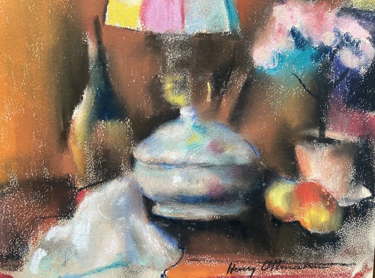 Henry Ottmann (1877-1927)   Nature morte à la lampe, pastel signé-photo-3