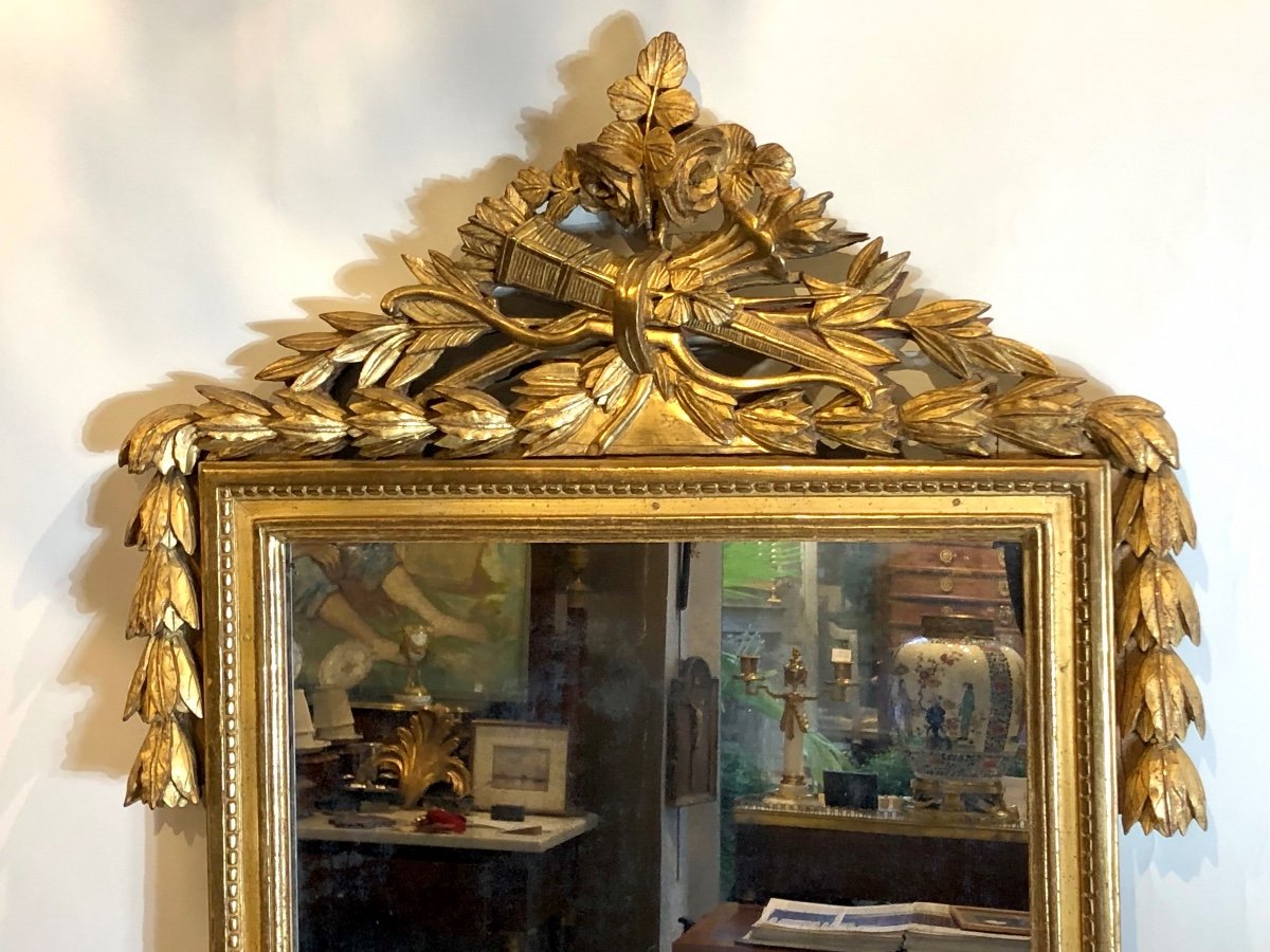 Miroir Doré D’époque Louis XVI Avec les Attributs de l’Amour. -photo-2