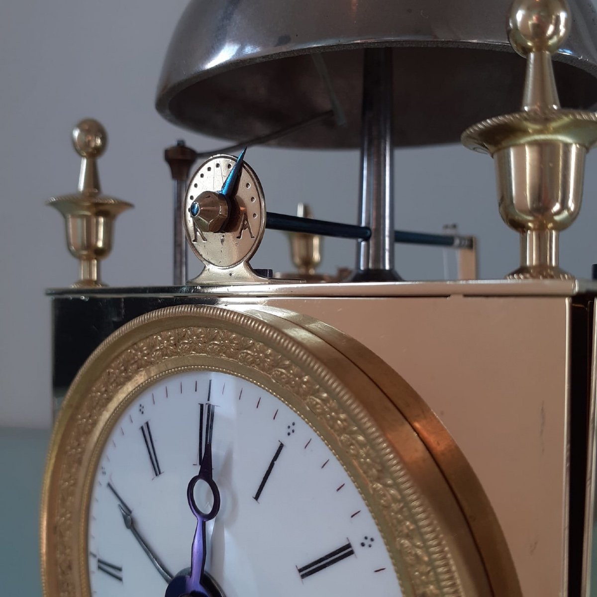 Restoration Period Alarm Clock In Perfect Condition. -photo-4