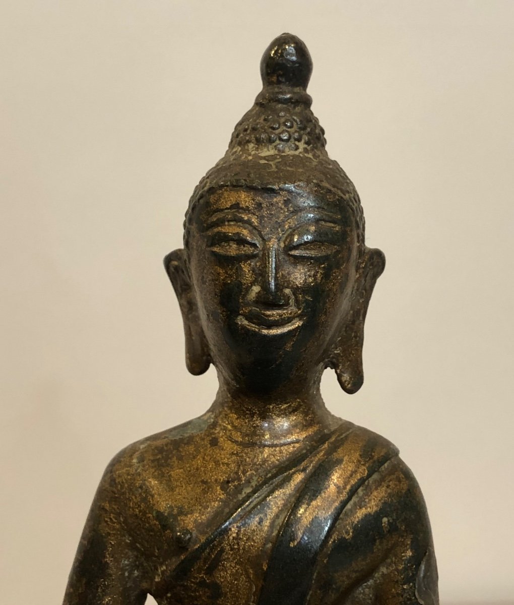 18th Century Bronze Buddha Of Thai Origin.-photo-4