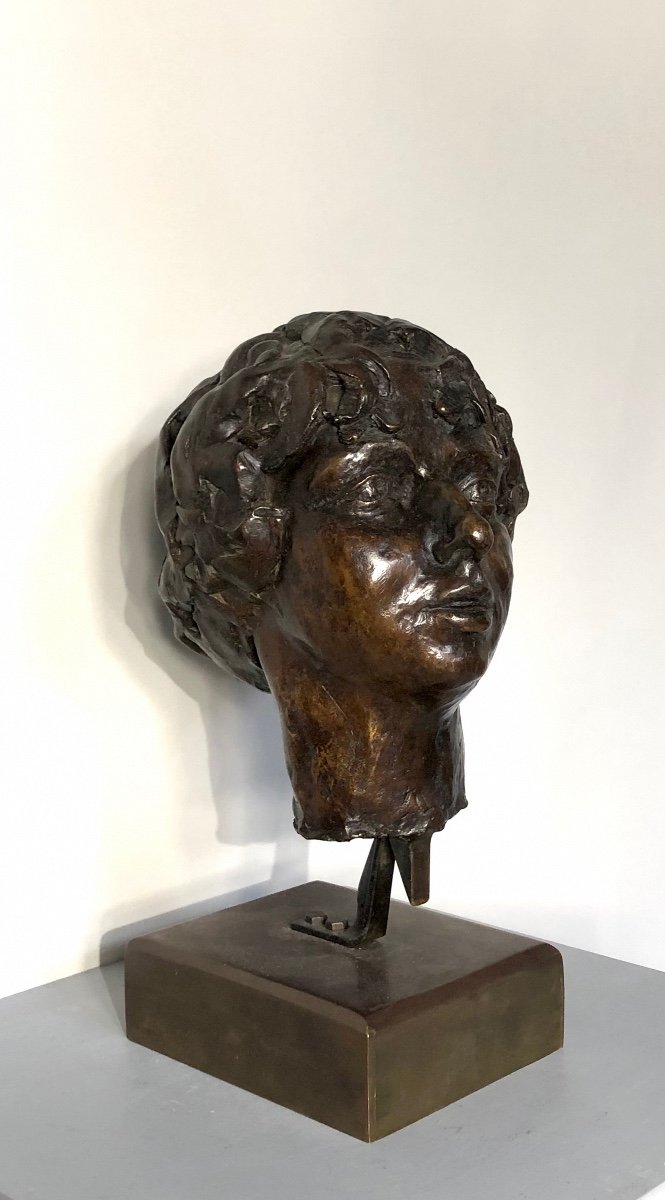 Bronze Head Of A Woman From The 1950s. -photo-2