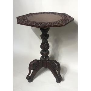Pedestal Table Of Indian Origin From The 19th Century In Rosewood. 